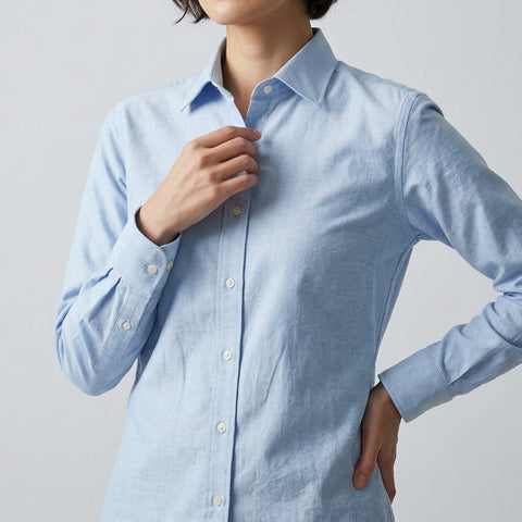 [カンクリーニ canclini] 綿57％麻43％ピンオックス・サックス 品番8120 着用イメージ（全身）